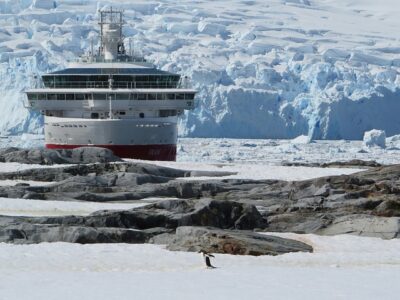 Klimawandel: das Eis der Antarktis schmilzt immer schneller